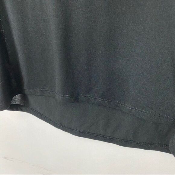 Disney T Shirt WMNS S Black Mickey Mouse Pocket Buddy World Lightweight Ears - Picture 6 of 6